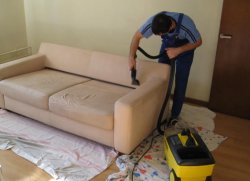 Cовременные эффективные средства для чистки мягкой мебели